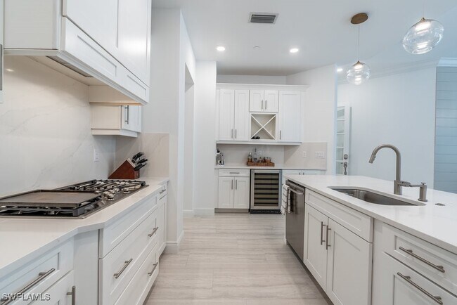 Photo - 16364 Viansa Wy Unit 7-202