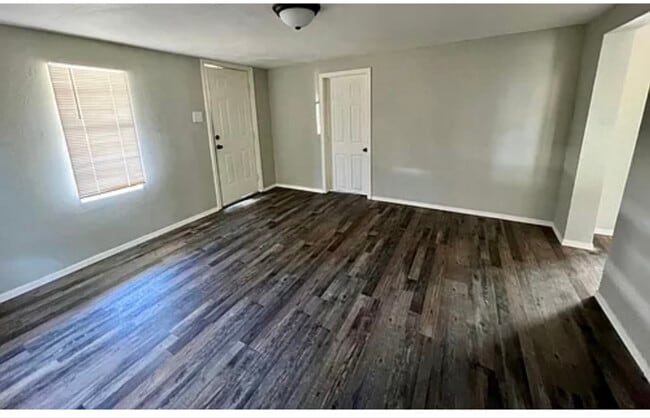 Photo - 2738 Spring St Casa