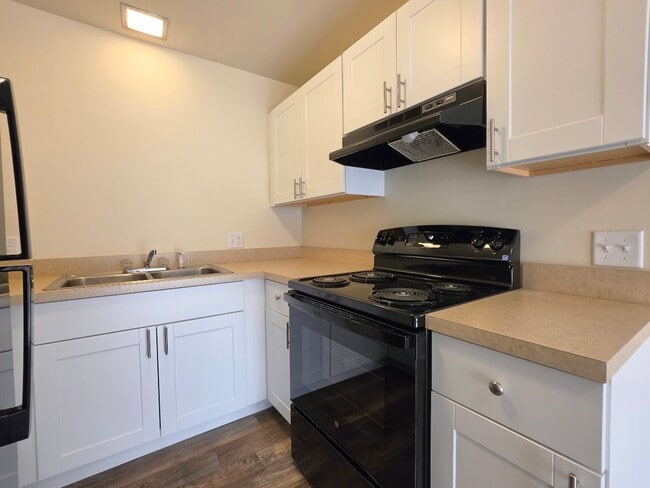 Photo - 63 Terrace Ave Unit 4