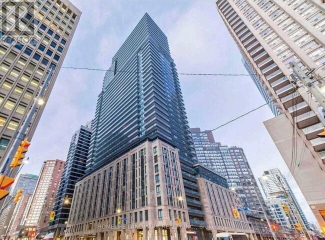 Photo - 955 Bay St. Unité 2907