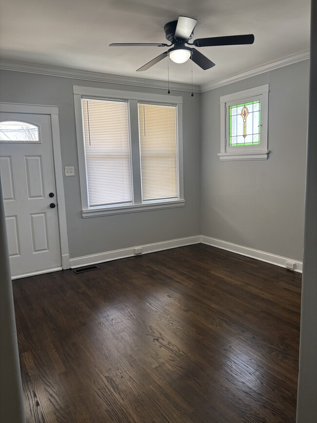 Photo - 353 Horn Ave