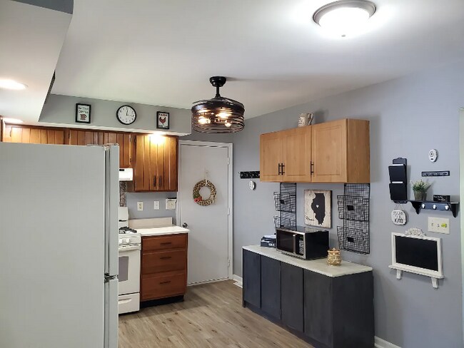 Photo - 807 S Walnut St