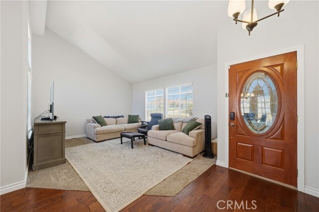1505 Canterbury Cir