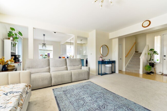 Photo - 12215 NE 105th St