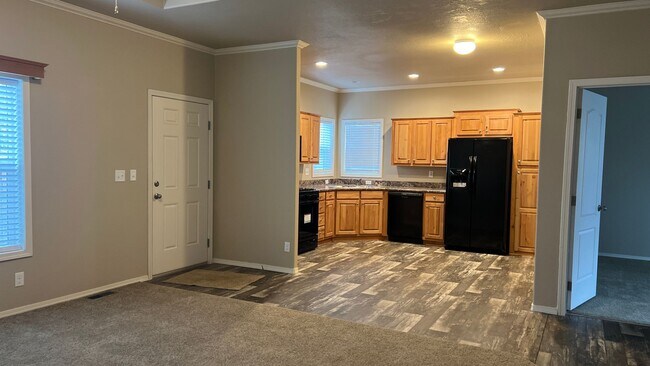 Photo - Newer Manufactured home  Paradise Location...