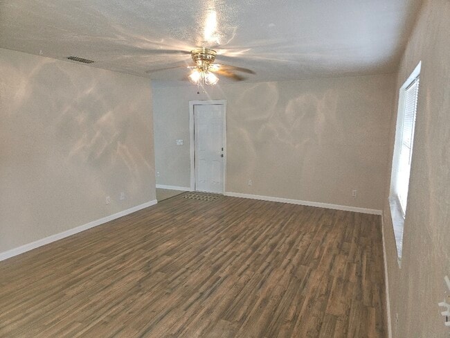 Photo - 1895 Big Oak Dr