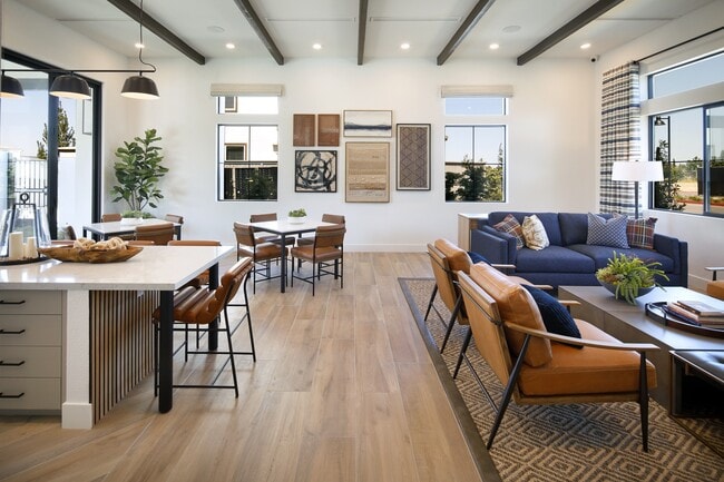Escala at Stanford Crossing