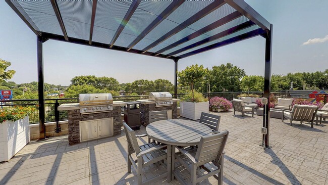 2nd Floor - Mezzanine Rooftop