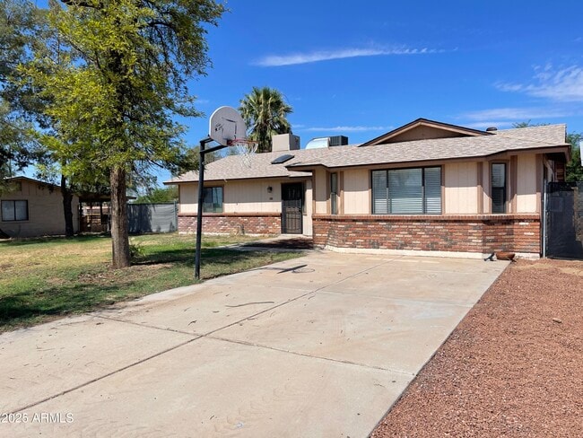 Building Photo - 2918 N 193rd Ave Rental