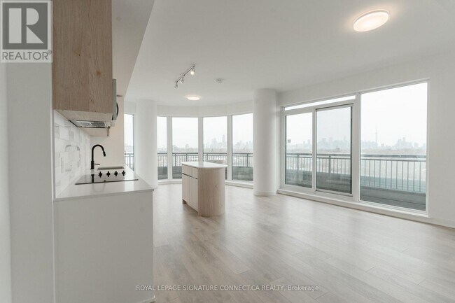 Photo - 1185 Dupont St Unit 525