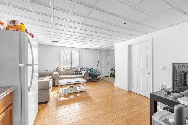 Photo - 115 Park St