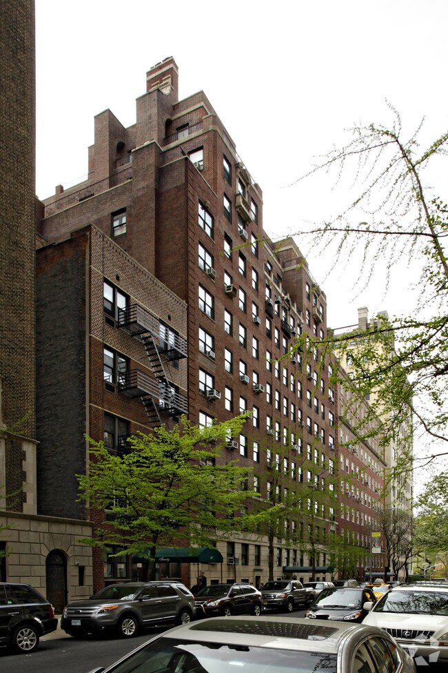 12 E 88th St - 12 E 88th St