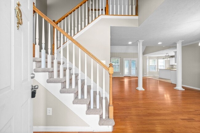 Photo - Pet Friendly Three Bedroom with Bonus!