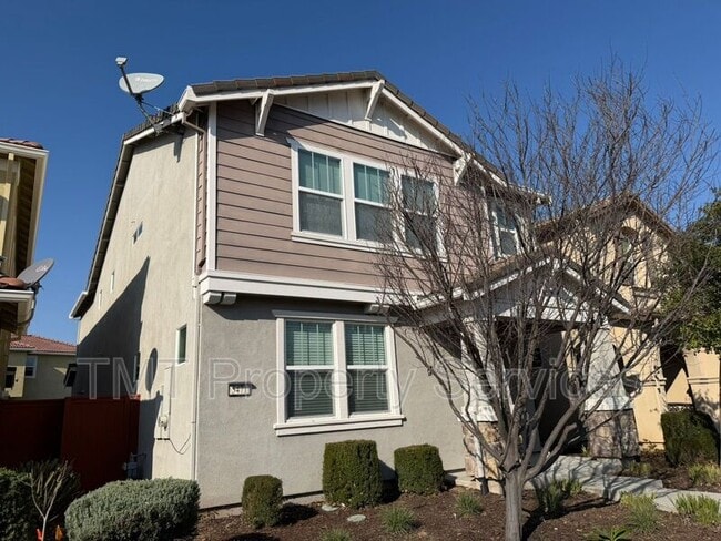 Building Photo - 5471 Westhampton Way