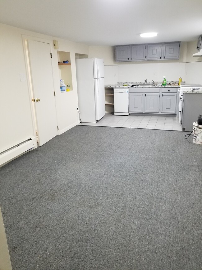 Photo - 76 Winter St Unit B