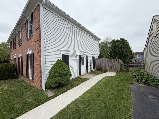 Photo - 5805 Farmgate Ct