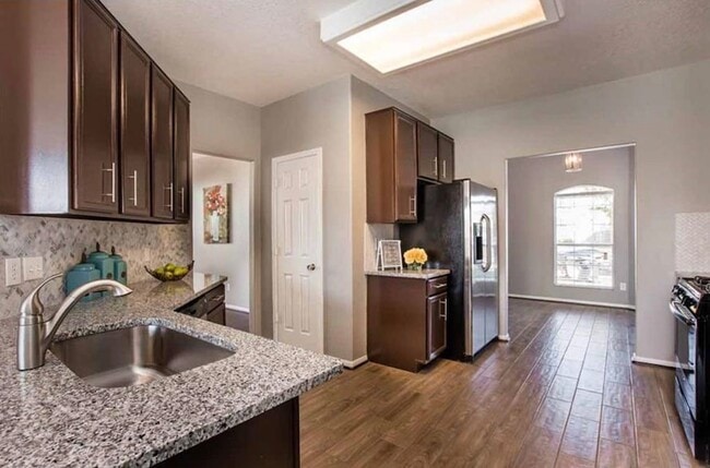 Photo - 22518 Hamlet Park Ct