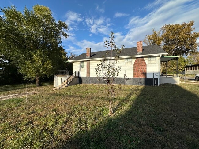 Photo - 424 Cherry St