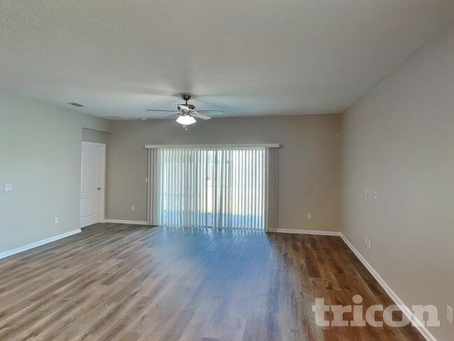 Photo - 154 Bloomfield Wy