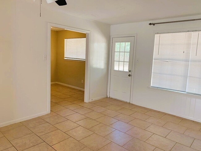 Photo - 24907 Hickory Hill Rd