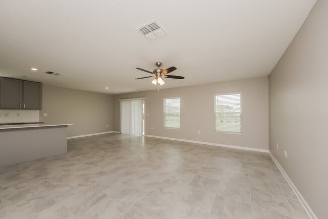 Photo - 4419 Bluff Oak Loop