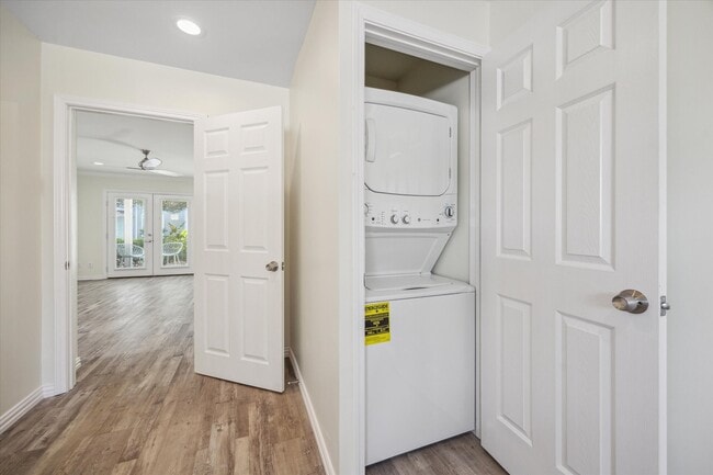 Photo - 300 Pecore St Unit 12