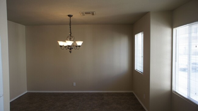 Photo - Beautifully designed 2Bed/2Bath/2Car Townhome located in Summerlin