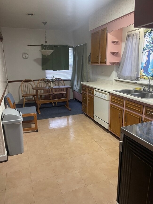 Photo - 12713 S 80th Ave