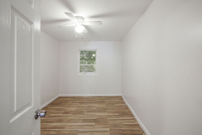 Photo - 615 Oliver St NW Unidad 6