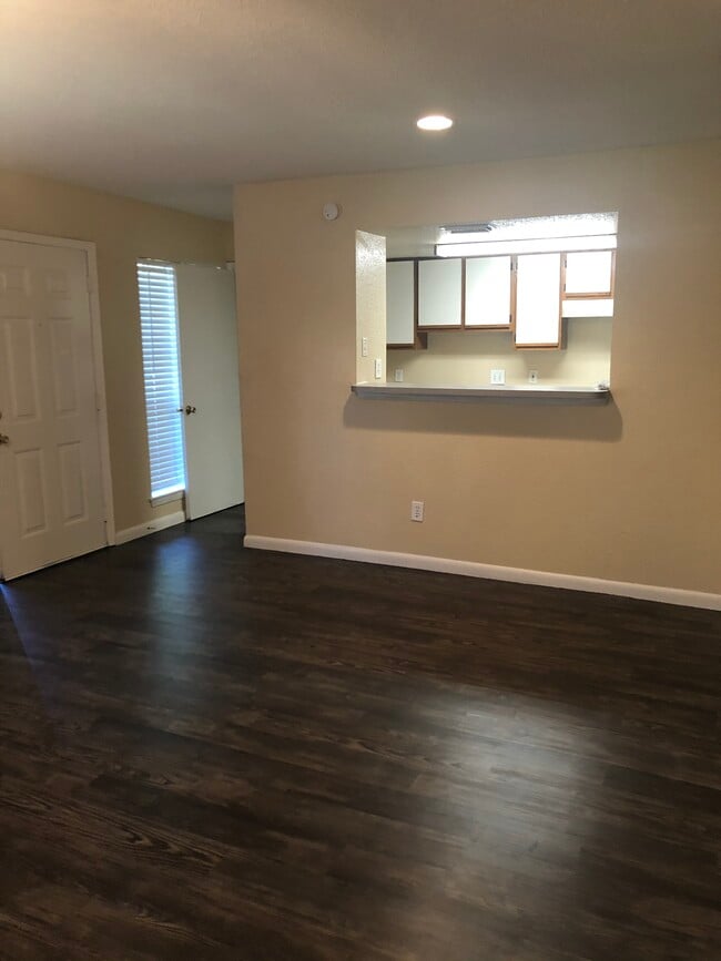 Southmore Park Apartments For Rent in Pasadena, TX