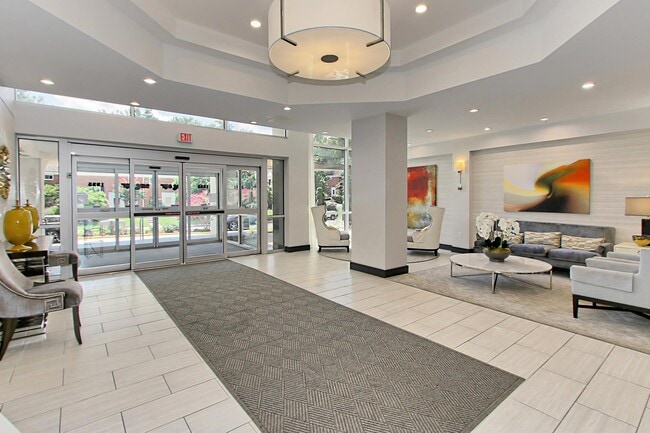 Photo - Martha Custis 319_