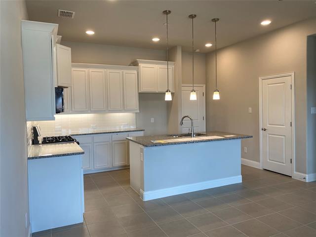 Photo - 1229 Creekbank Dr