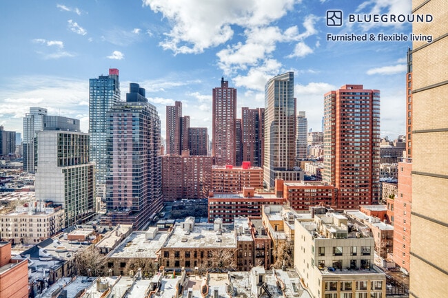 Photo - 225 E 95th St Unidad FL21-ID1107