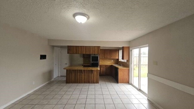 Photo - 7222 Northleaf Dr