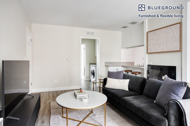 Photo - 12530 Braddock Dr Unidad FL1-ID878