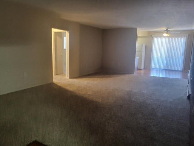 Photo - 20-32 Church St