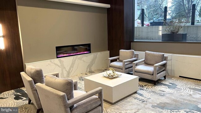 Building Photo - 5500 Friendship Blvd Unit 2124N