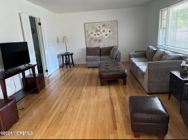 Photo - 41 Heath Ave