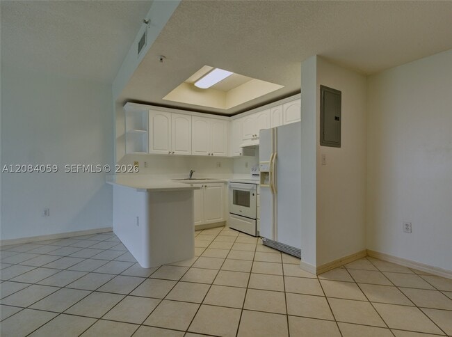 3500 Coral Wy Unit 1202