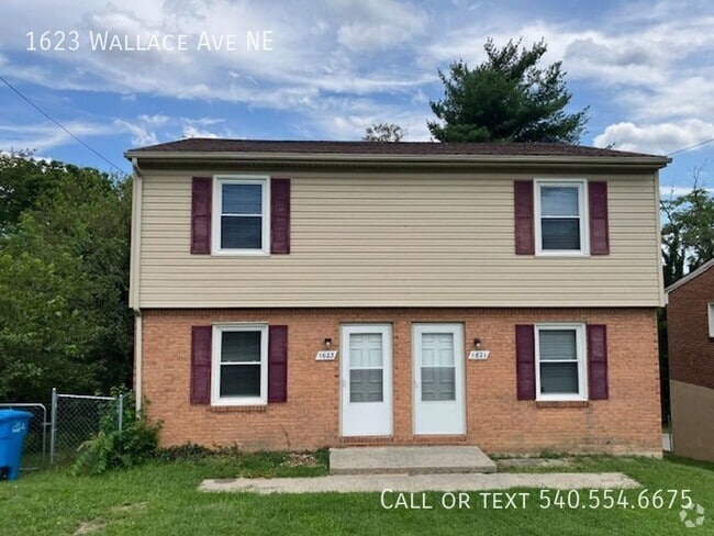 Building Photo - 1623 Wallace Ave NE Rental