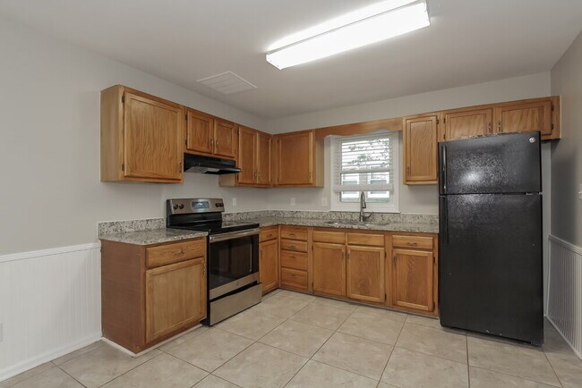 Photo - 624 Dobson Dr