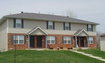 Building Photo - 205 Sandridge Dr Unit 205