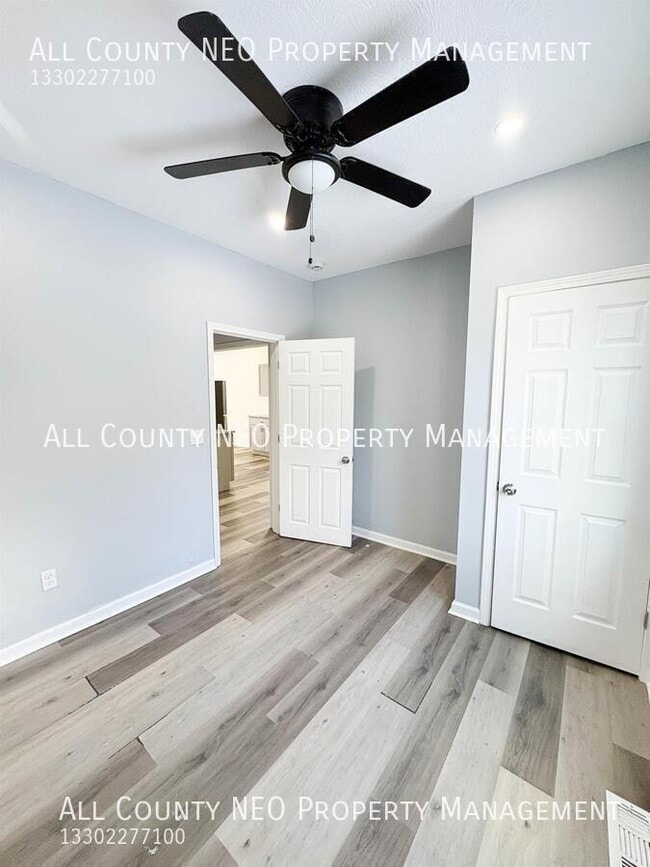 Photo - 2232 W 104th St Unit Down