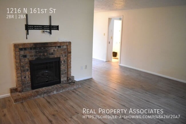 Photo - 1216 N 161st St