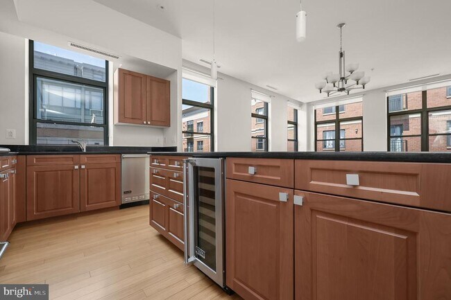 Photo - 2425 L St NW Unit 617