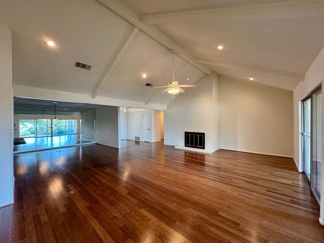 Photo - Single Family Home Available in Windmill H...