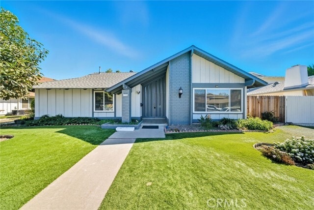 Photo - 17358 San Luis St Unit 1