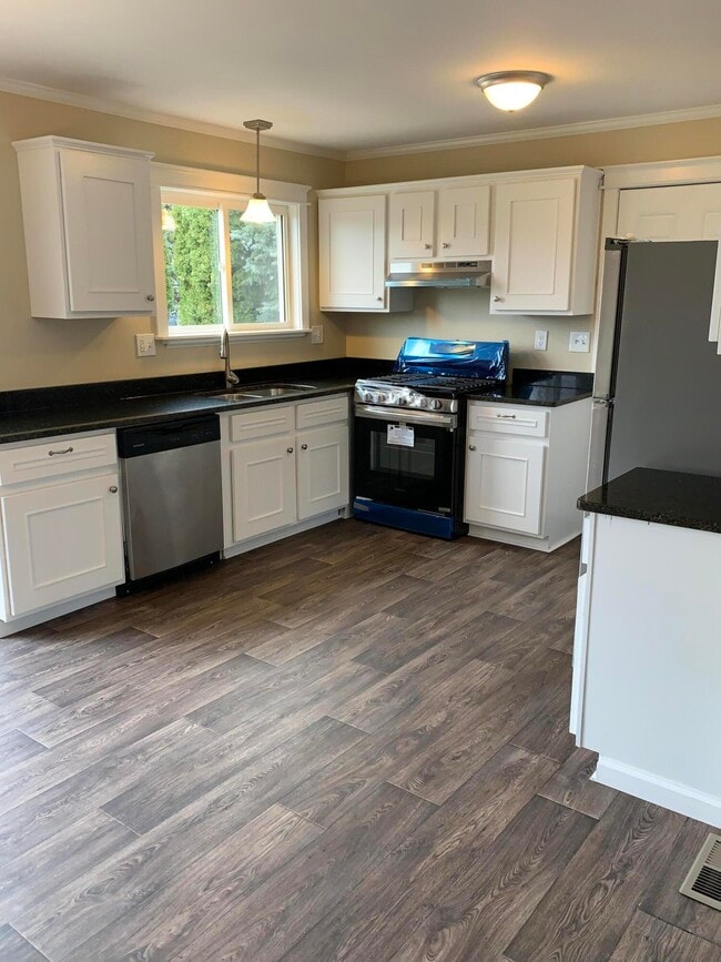 Photo - 41427 Larimore Ln