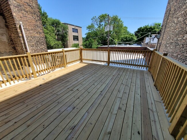Photo - 4801 S Ashland Ave Unit #2
