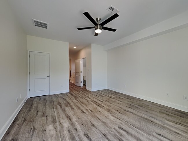 Photo - 2408 Eagle Creek Ct